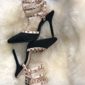 Black heels with straps and rhinestones